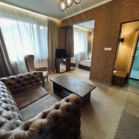 Хотелски Комплекс Белият Кон Targovishte  Exterior foto